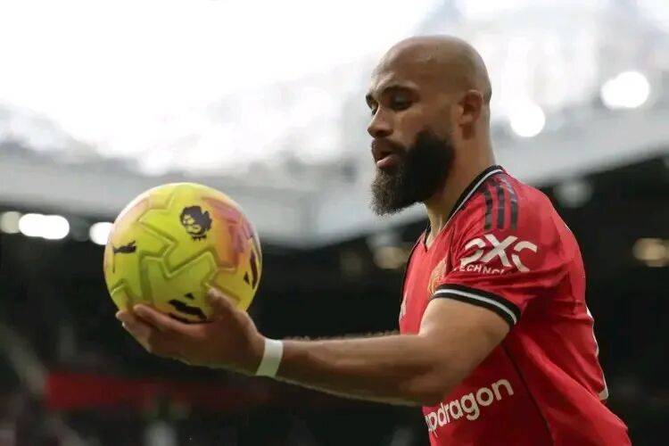 曼联vs维拉前瞻，休息10天迎战休息2天，红魔以逸待劳有优势吗？